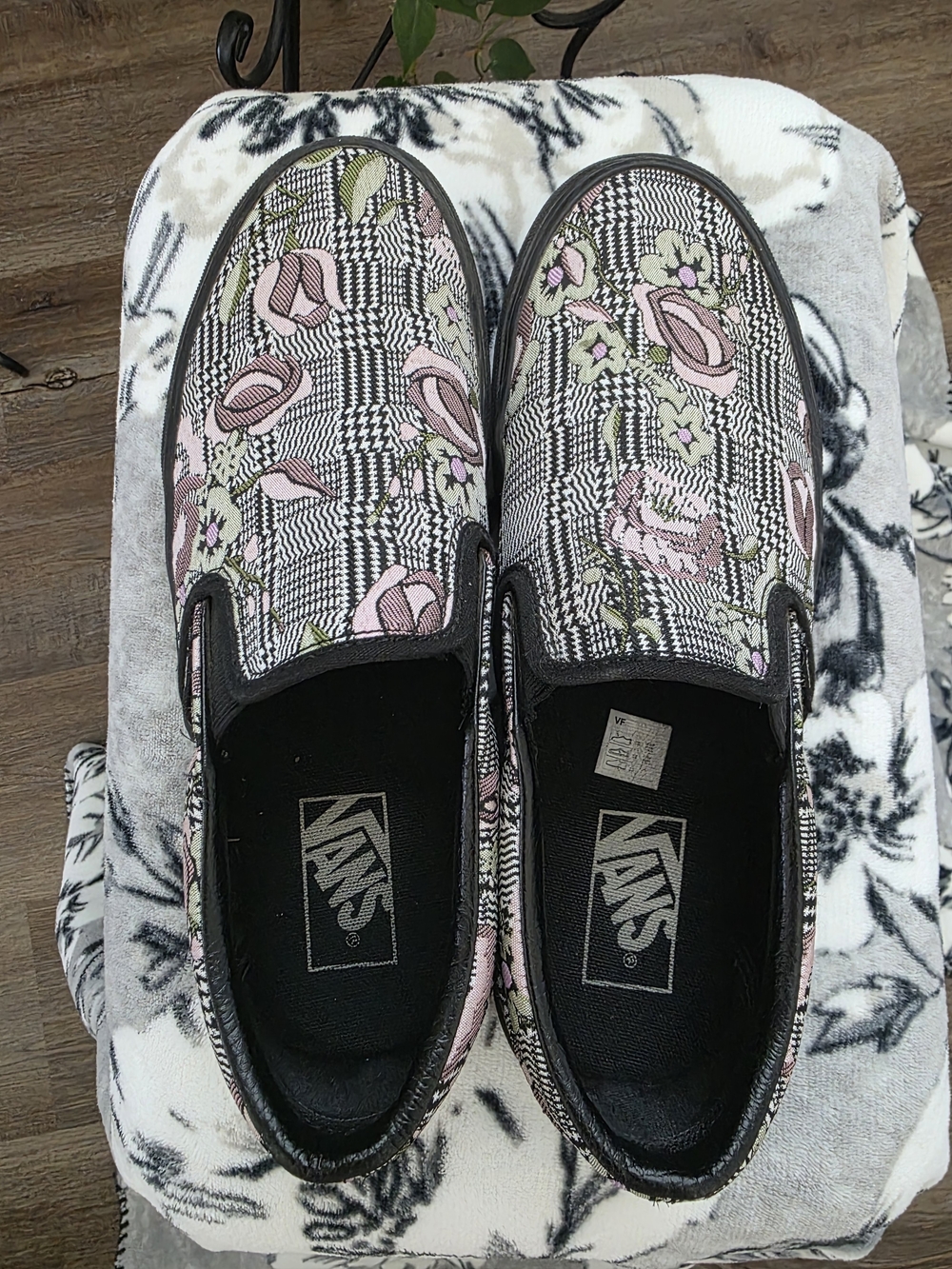 Vans Platform Slip-On Sneakers with Pink Floral Plaid - Picture 5 of 8